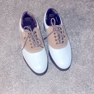 Youth foot-joy golf shoes in white and tan size 5 m
